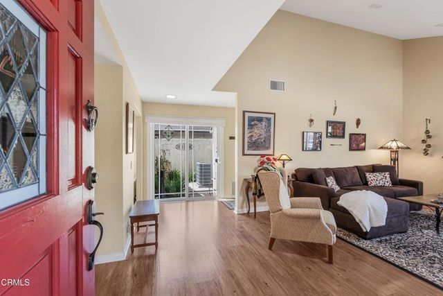 36 Ilex Drive, Thousand Oaks, CA 91320