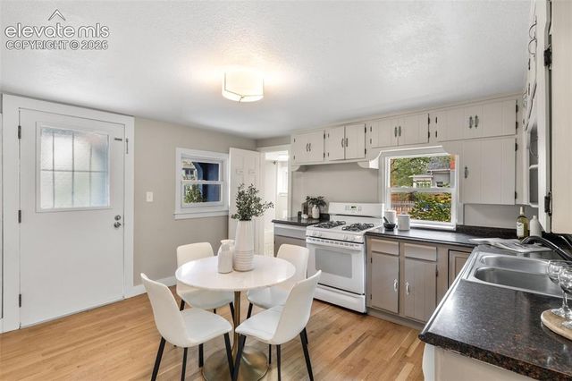 1803 W Pikes Peak Avenue, Colorado Springs, CO 80904