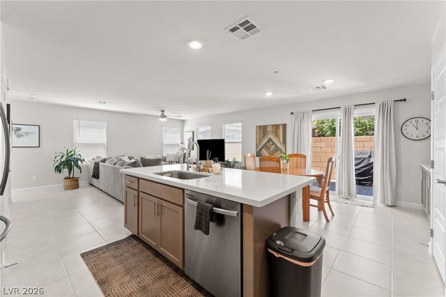 330 Bay Village Place, Henderson, NV 89011
