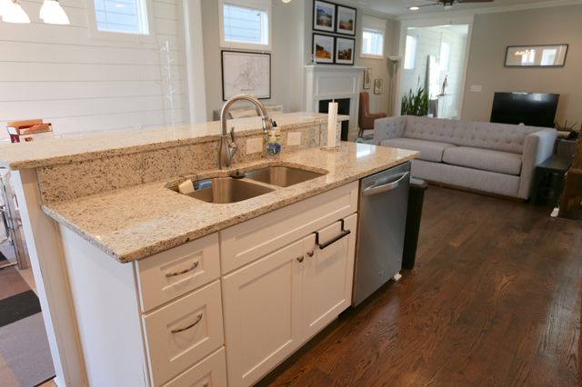 5202 Tennessee Ave, Nashville, TN 37209