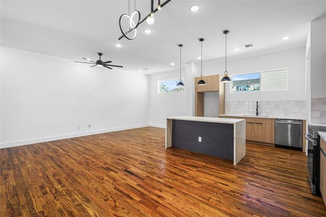 3405 Baer Street, Houston, TX 77020