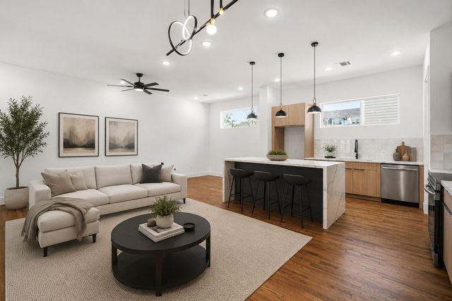 3405 Baer Street, Houston, TX 77020