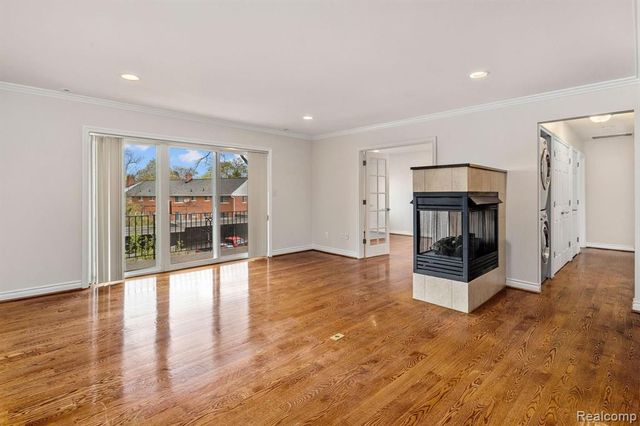 1113 N Old Woodward Ave Unit 37, Birmingham, MI 48009