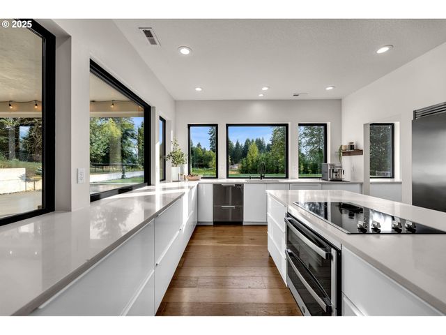 14327 Ne 359TH St, La Center, WA 98629