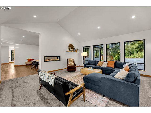 14327 Ne 359TH St, La Center, WA 98629