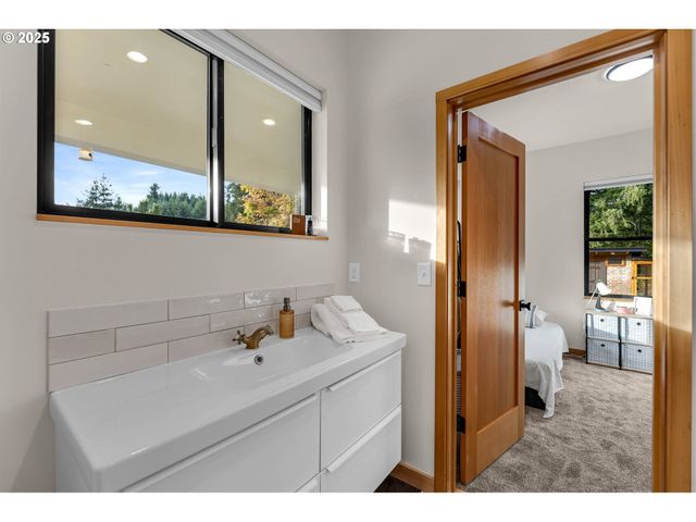 14327 Ne 359TH St, La Center, WA 98629