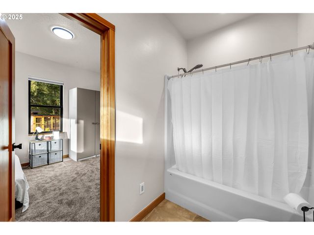 14327 Ne 359TH St, La Center, WA 98629