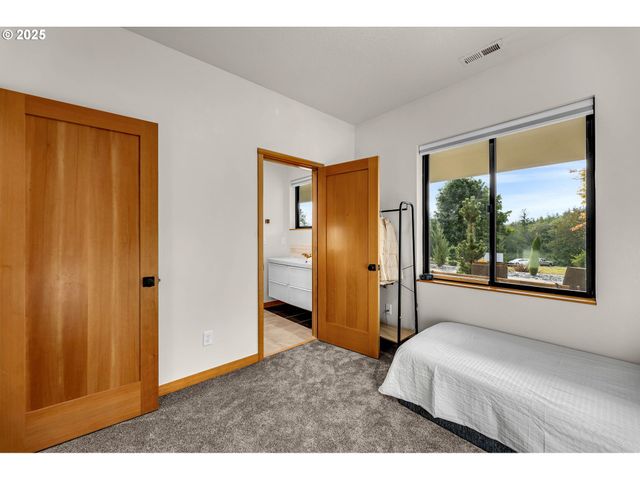 14327 Ne 359TH St, La Center, WA 98629