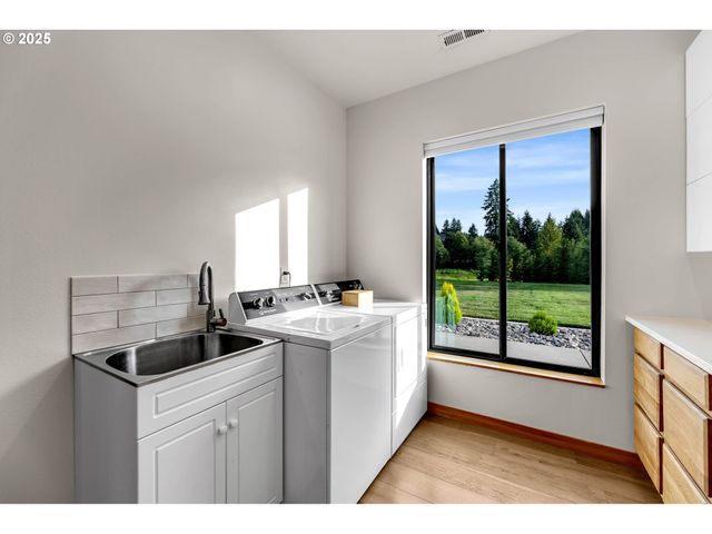 14327 Ne 359TH St, La Center, WA 98629