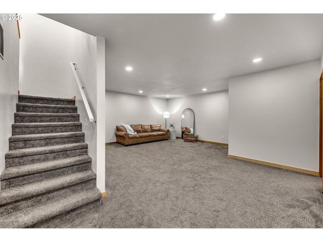 14327 Ne 359TH St, La Center, WA 98629