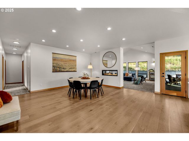 14327 Ne 359TH St, La Center, WA 98629