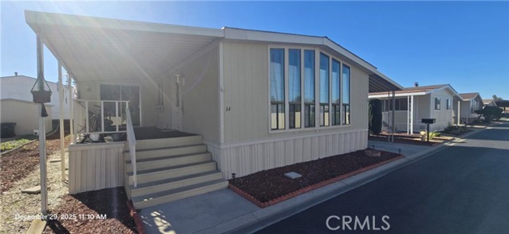 307 S Smith 64, Corona, CA 92882