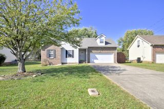 3448 LOON DR, Clarksville, TN 37042