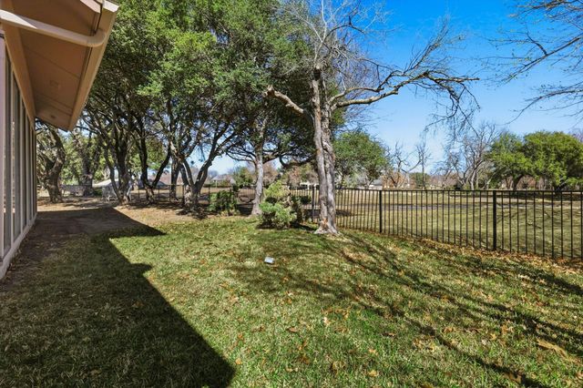 5806 Bent Trail, Dallas, TX 75248