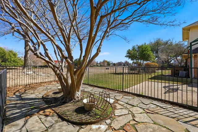 5806 Bent Trail, Dallas, TX 75248