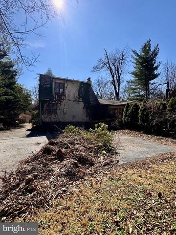 114 AIRDALE RD, Bryn Mawr, PA 19010