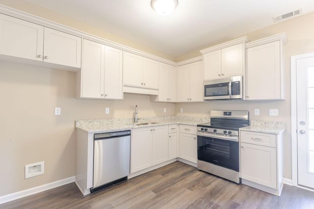 355 Bordeaux Drive, Thomson, GA 30824