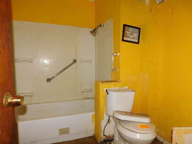 617 Dwight Avenue, Kalamazoo, MI 49048