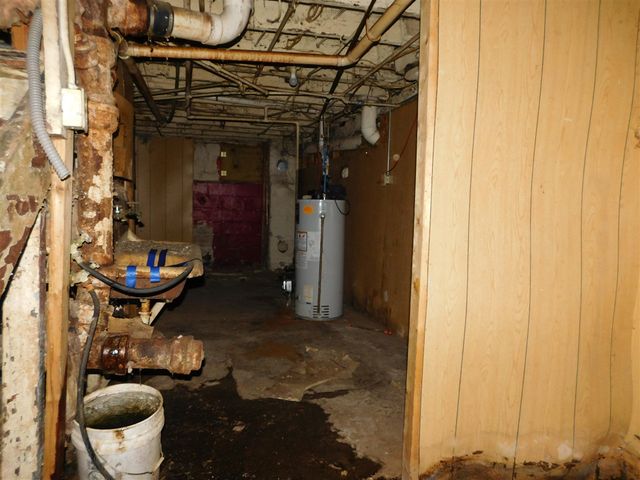 617 Dwight Avenue, Kalamazoo, MI 49048