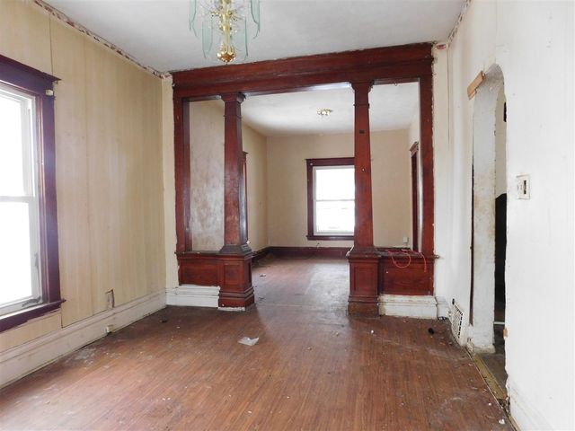 617 Dwight Avenue, Kalamazoo, MI 49048