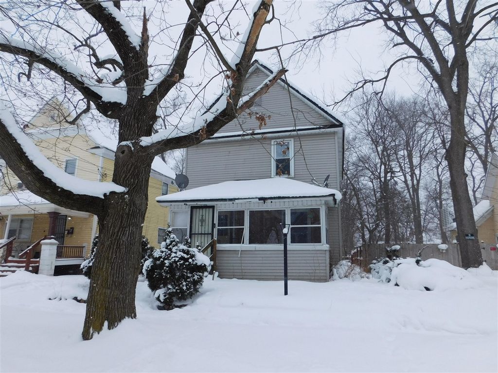 617 Dwight Avenue, Kalamazoo, MI 49048