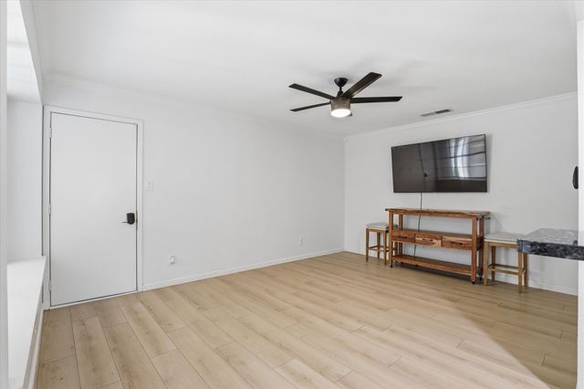 6857 Younger Drive, The Colony, TX 75056