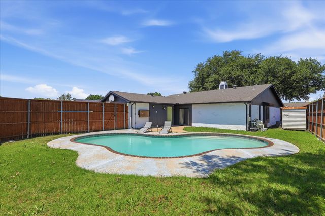6857 Younger Drive, The Colony, TX 75056