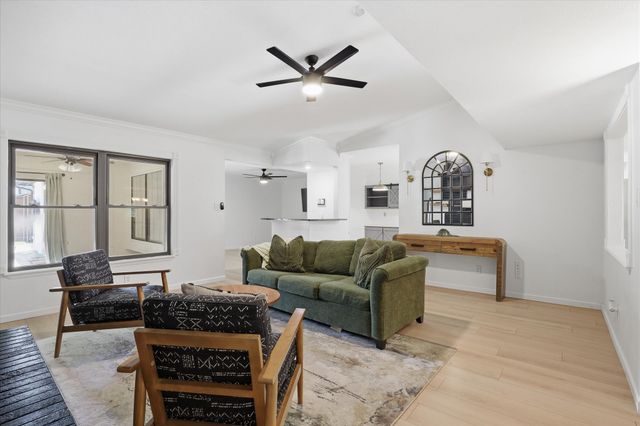 6857 Younger Drive, The Colony, TX 75056