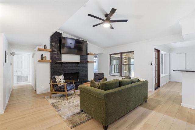 6857 Younger Drive, The Colony, TX 75056