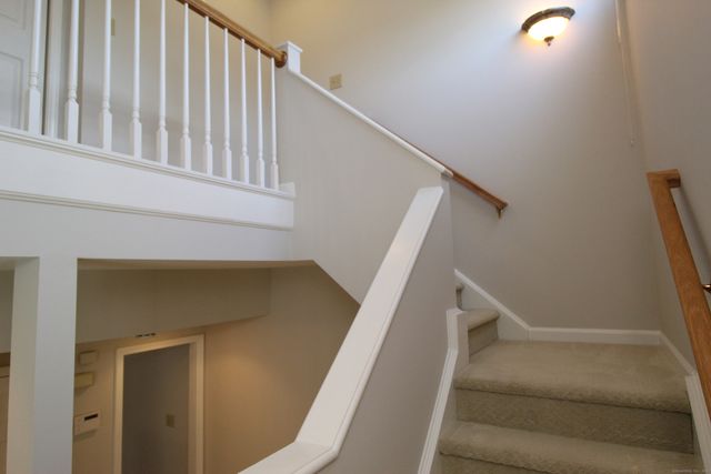 42 Greystone 42, Shelton, CT 06484