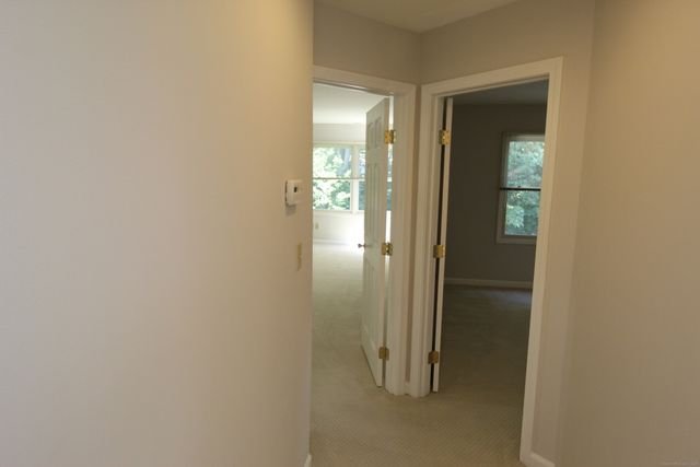 42 Greystone 42, Shelton, CT 06484