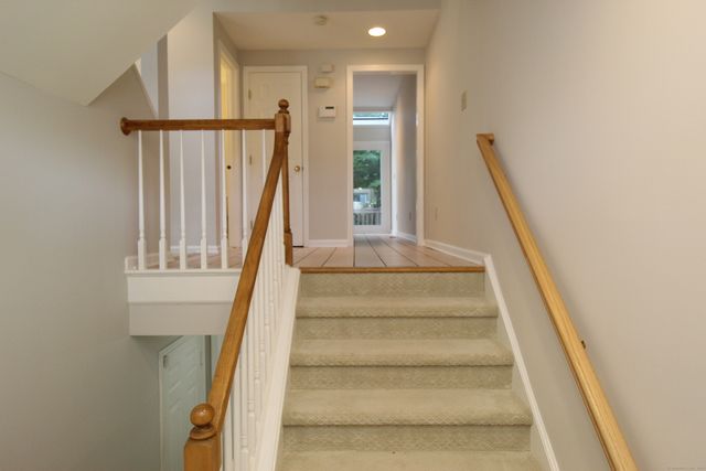 42 Greystone 42, Shelton, CT 06484