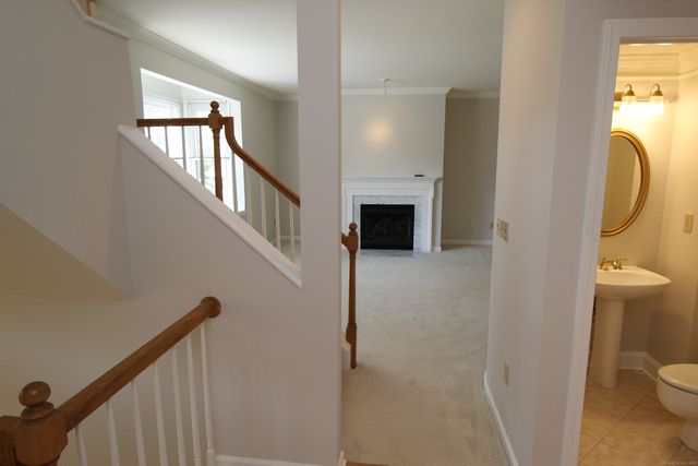 42 Greystone 42, Shelton, CT 06484