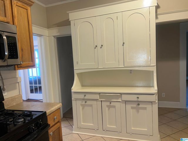 5608 AVENUE K, Bessemer, AL 35020