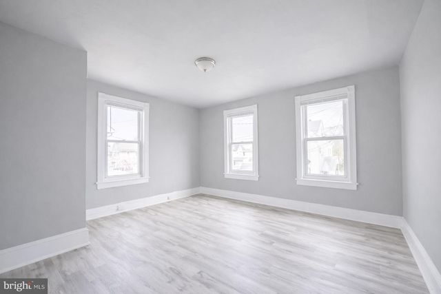 424 KOSSUTH ST, Riverside, NJ 08075