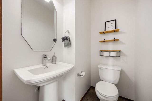 2106 Holman Street B, Houston, TX 77004