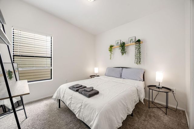 2106 Holman Street B, Houston, TX 77004