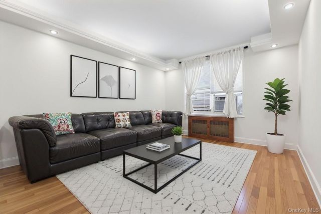 64 - 11 99th 304, Rego Park, NY 11374