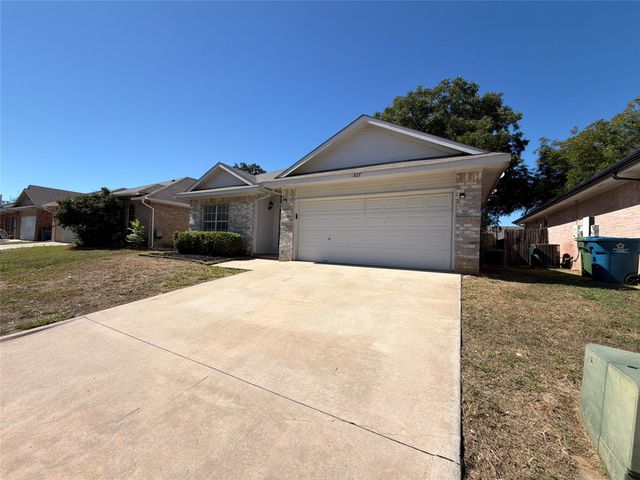 327 Texas Drive, Lake Dallas, TX 75065