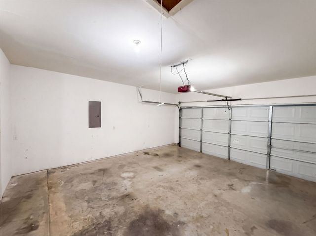 327 Texas Drive, Lake Dallas, TX 75065
