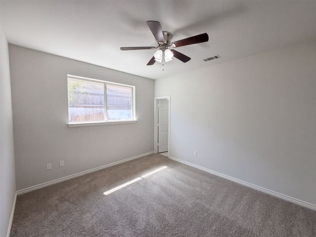 327 Texas Drive, Lake Dallas, TX 75065