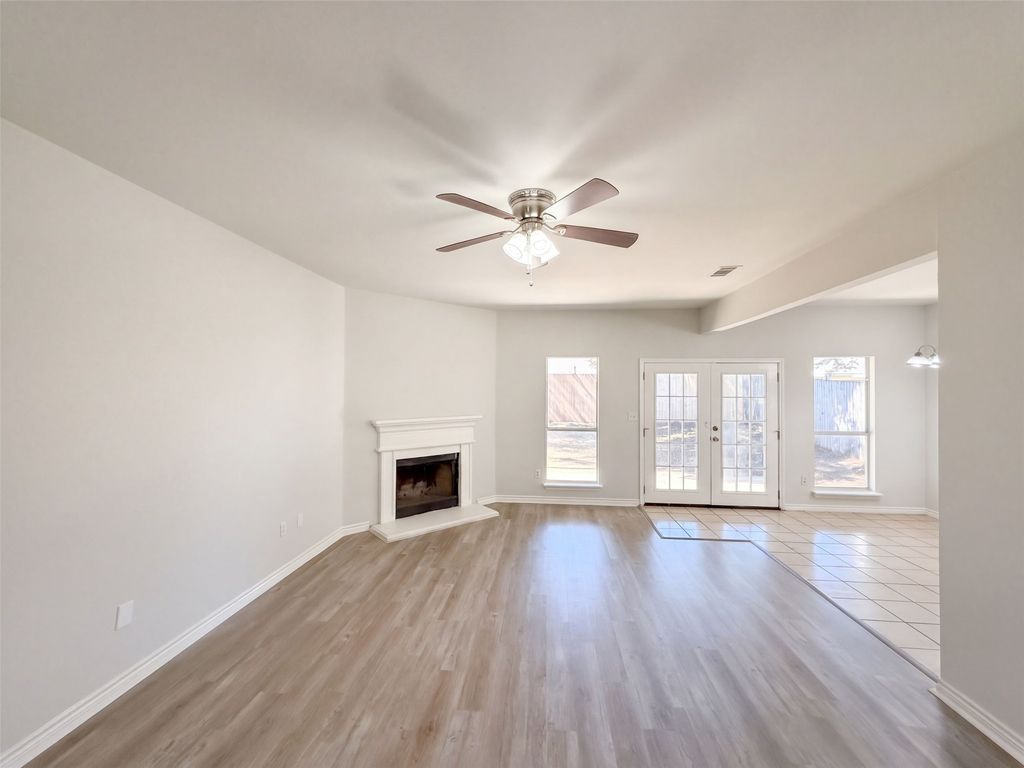327 Texas Drive, Lake Dallas, TX 75065 — photo 3