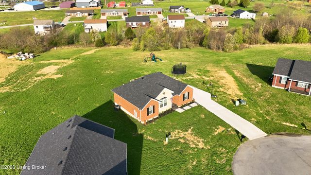 107 Dakota Ct, Bloomfield, KY 40008