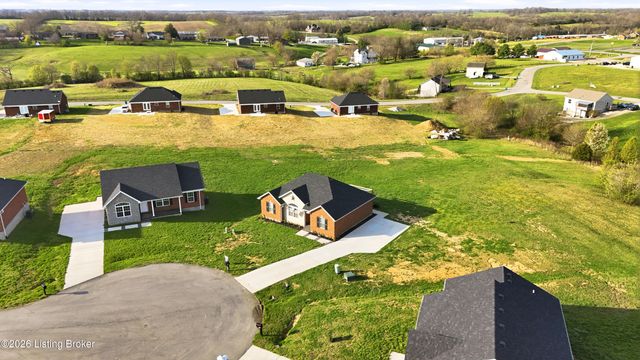 107 Dakota Ct, Bloomfield, KY 40008