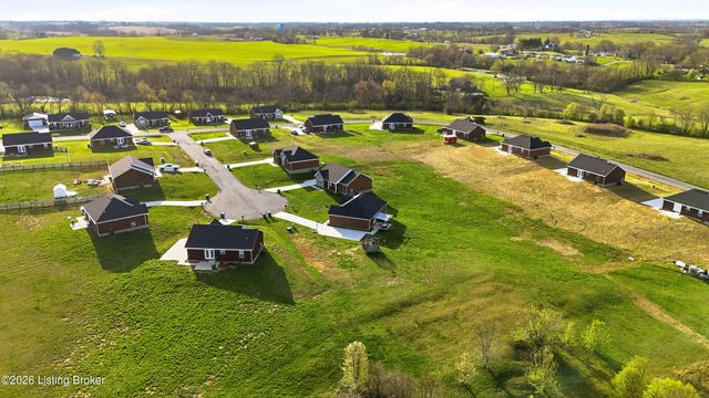 107 Dakota Ct, Bloomfield, KY 40008