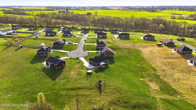 107 Dakota Ct, Bloomfield, KY 40008