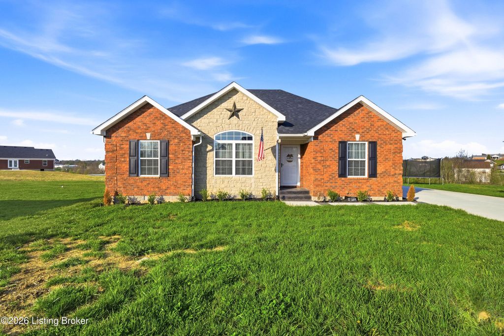 107 Dakota Ct, Bloomfield, KY 40008