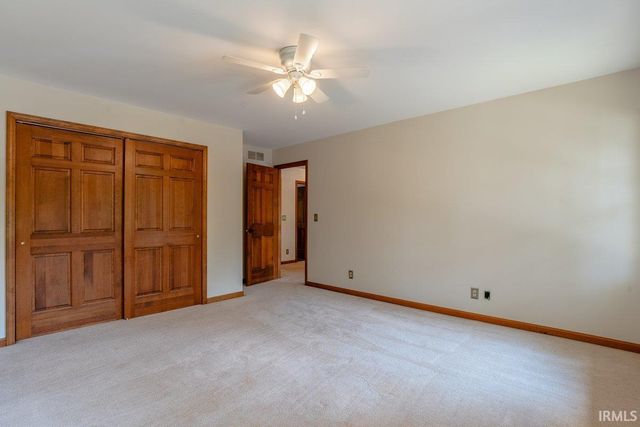 7122 Wedgewood Drive, Newburgh, IN 47630
