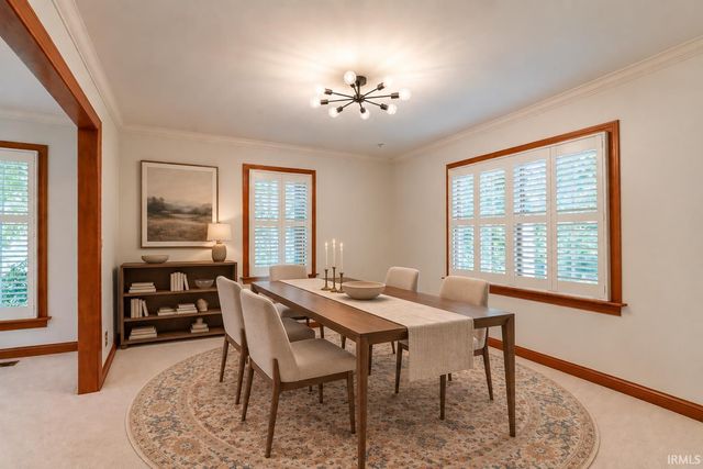 7122 Wedgewood Drive, Newburgh, IN 47630