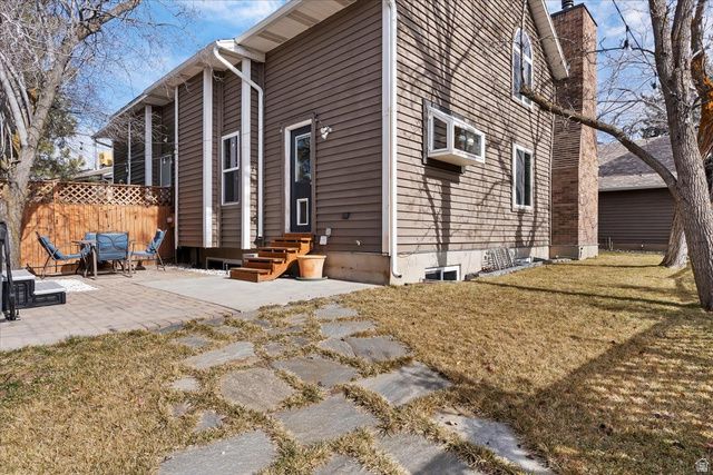 6924 S HILLSIDE VILLAGE CIR, Salt Lake City, UT 84121